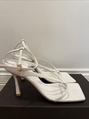 Bottega Veneta White Leather Strappy Heels – Size 37 – Worn Once
